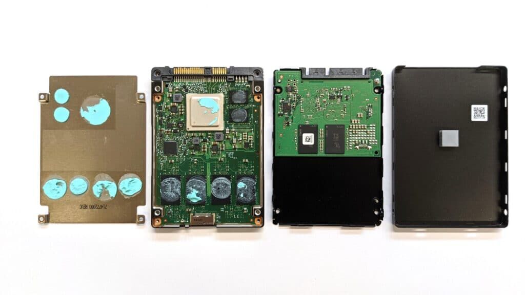 Enterprise_vs_Consumer_SSD_Boards-1024x576