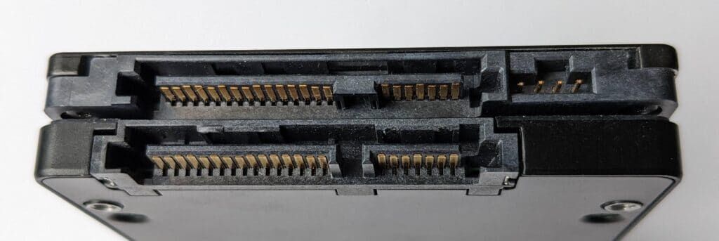 SAS_vs_SATA_SSD_Interfaces-copy-1024x343