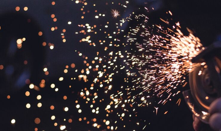 sparks-692122_1920